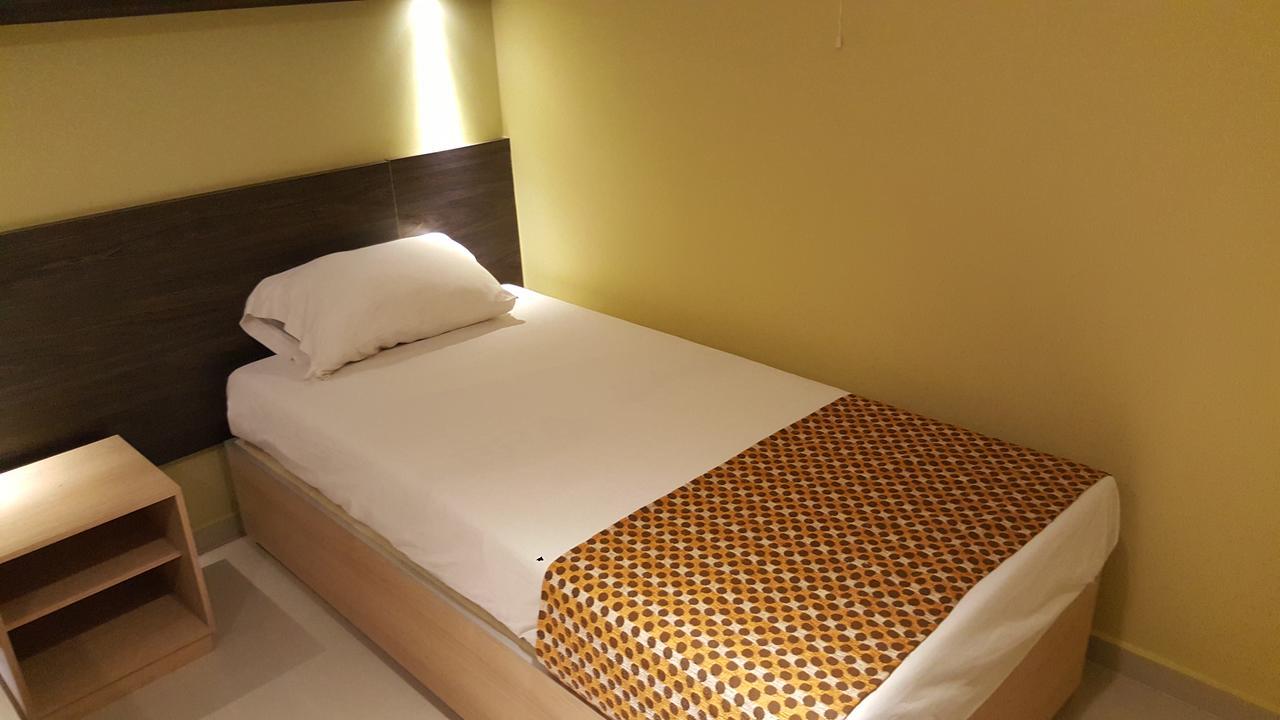 Hotel 56 Avenue Plaza バランキージャ エクステリア 写真