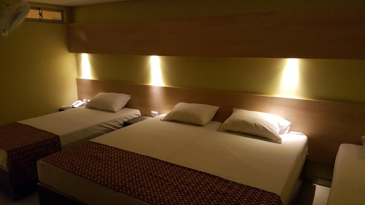 Hotel 56 Avenue Plaza バランキージャ エクステリア 写真